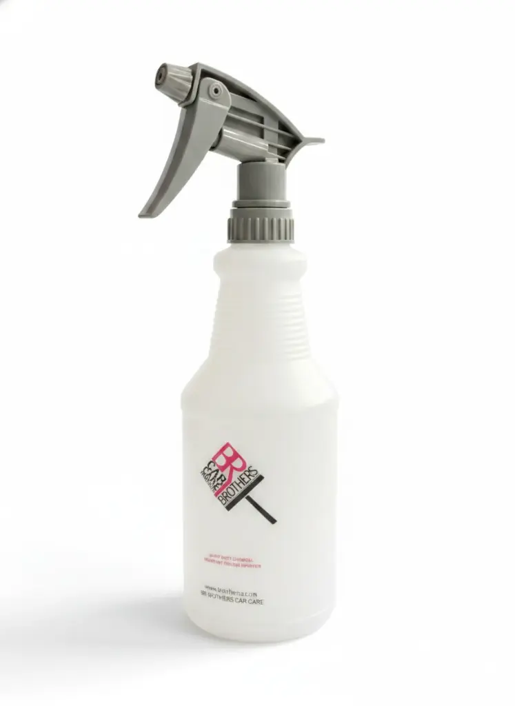 Studio product shot of BROTHERS Taiwanese Chemical Resistant Trigger Spray Bottle 650ML on white background - صورة واضحة لبخاخ براذرز التايواني ٦٥٠ مل بخلفية بيضاء